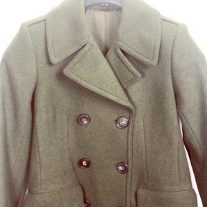 Beautiful Olive Green THEORY virgin wool coat